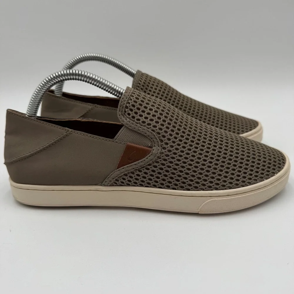 OluKai Pehuea Slip On Mesh Shoes Travel Casual Women 9 Olive Green Comfort Beach